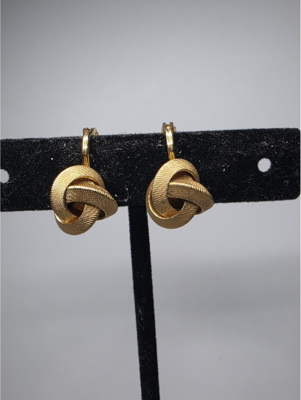Vintage Signed MONET Gold Tone Textured Love Knot Drop Dangle Earrings